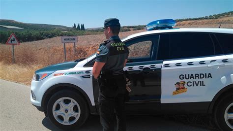 Sucesos Dos Detenidos Por Robar Metros De Cable Del Alumbrado P Blico