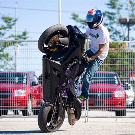 Biker Stunts