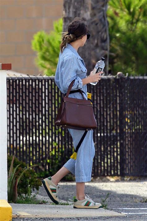 Dakota Johnson Bangs Dakota Johnson Street Style Dakota Jhonson