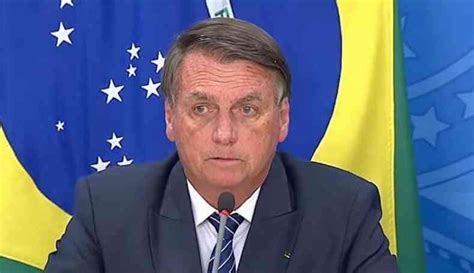 Bolsonaro propõe zerar impostos federais de combustíveis Economia