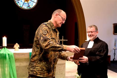 Ev Kirchengemeinde Aachen Abschied Von Milit Rpfarrer Jens Anders