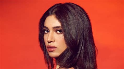 Bhumi Pednekar Stuns In A Peach Toned Beauty Look And Flowing Locks