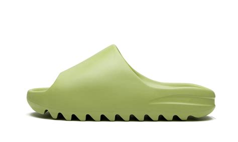 Yeezy Slide Resin Chanz Sneakers