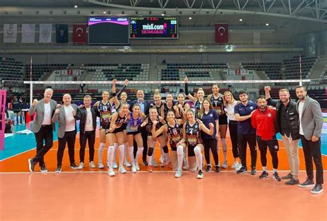 Nilüfer Belediyespor rahat kazandı Voleybolunsesi