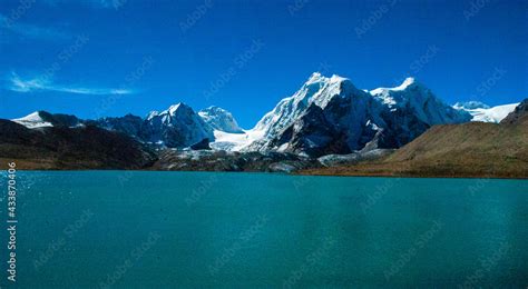 Gurudongmar Lake Sikkim India And It S Way From Lachen North Sikkim