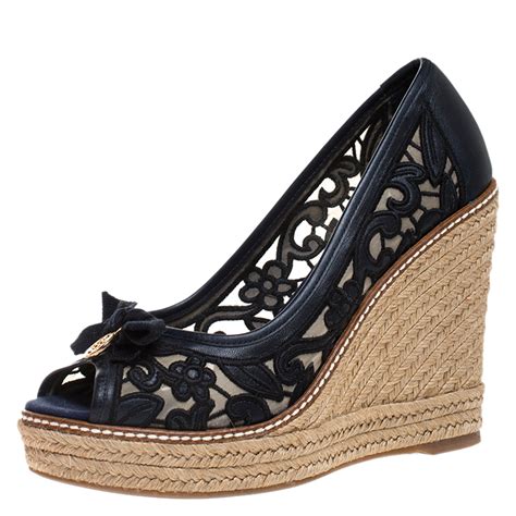 Pre Owned Tory Burch Blue Lucia Lace And Leather Jackie Peep Toe