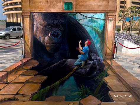 Breathtaking 3D Sidewalk Art To Be Enjoyed By All