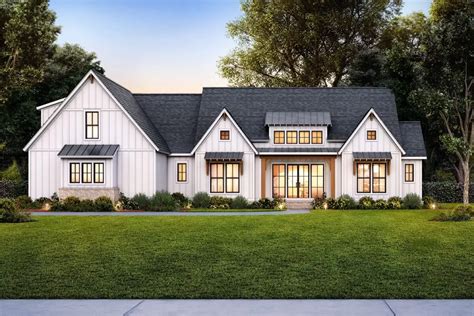 4 Bed Modern Farmhouse Plan With Optionally Finished Bonus Room 2578