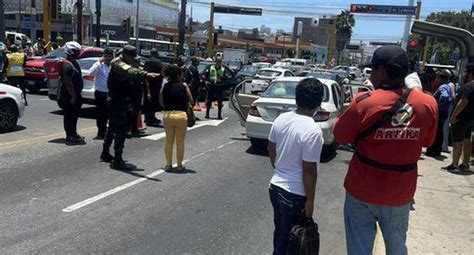 Plaza San Miguel Seis Personas Fueron Acribilladas Por Sicarios Al Costado Del Centro Comercial