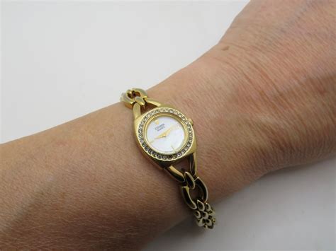 Vintage Watch Citizen Quartz Womens Watches 7 Wrist Size Japan