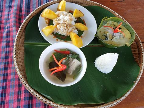 Ratanak Kitchen Cooking Class Cambodian Cooking Class And The Secrets