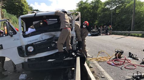 Acidente Entre Carro E Caminhão Deixa Dois Mortos Na Br 230 Na Paraíba