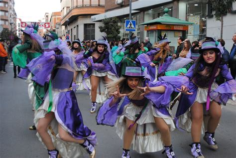 Valdepeñas Convoca el LXII Concurso Regional de Carrozas y Comparsas