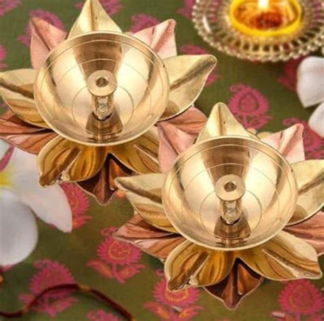 Set Of 4 Brass Diyas Pooja Accessories Lotus Diyas Home Etsy