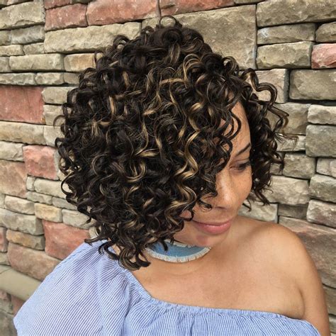 Side Parted Curly Crochet Bob Curly Crochet Hair Styles Angled Bob Hairstyles Messy Bob