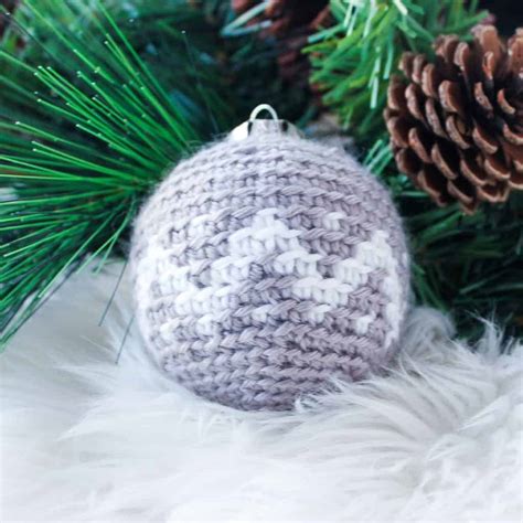 6 Crochet Christmas Baubles | Ned & Mimi