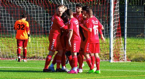 Fv L Rrach Brombach U Feiert Beim Gegen Den Fc Schl Chttal Seinen