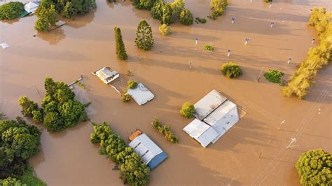 Unwetter Horror In Australien Sintflut In New South Wales 300 000