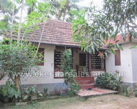 House For Sale In Thirumala Trivandrum Land With Old Tiled House For