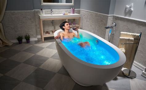 Aquatica Karolina 2 Relax Solid Surface Air Massage Bathtub