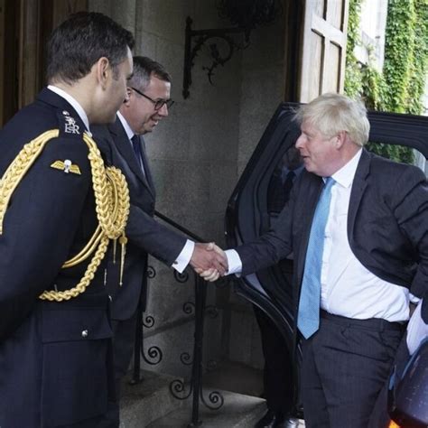 Boris Johnson A Su Llegada A Balmoral Para Despedirse De La Reina