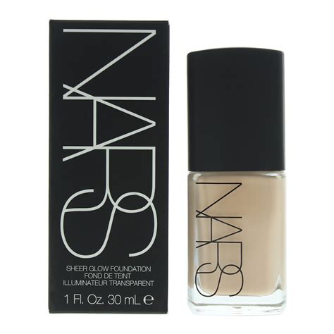 Nars Sheer Glow Light 2 Mont Blanc Foundation 30ml