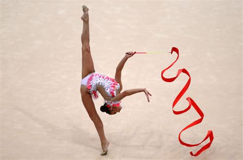 Averina Inspires Russia To Team Gold At Rhythmic Gymnastics World