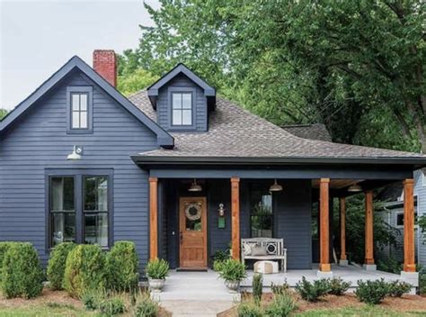 Top 42 Exterior House Colors With Dark Trim Update