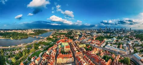 Premium Photo Old City In Warsaw Panorama