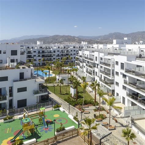 URBANIZACIÓN AGUACATE BEACH 344 VIVIENDAS EN PLAYA GRANADA MOTRIL M