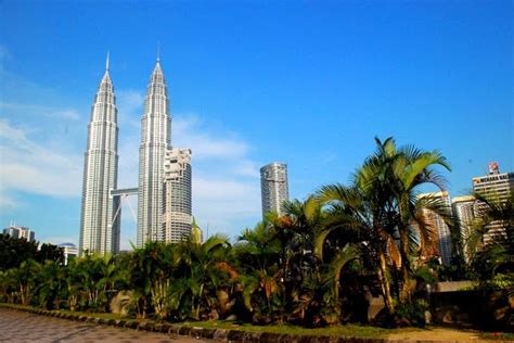 Jaslene Blog Petronas Twin Towers The Worlds Tallest Twin Towers