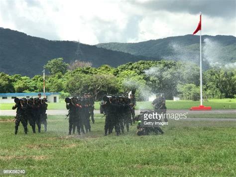 Chinese Peoples Liberation Army Barracks Open Day Photos And Premium