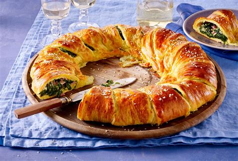 Deftiger Croissant Kranz Rezept LECKER