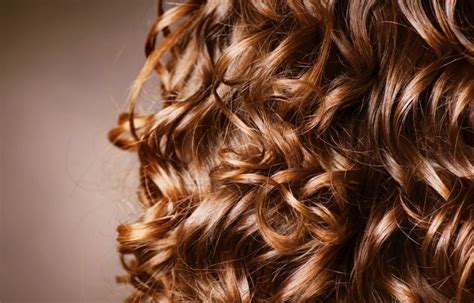 Comment Avoir De Beaux Cheveux Bouclés