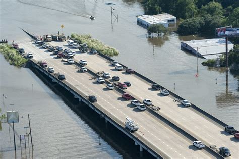 DVIDS - Images - Hurricane Harvey flooding north of Beaumont, Texas [Image 36 of 40]