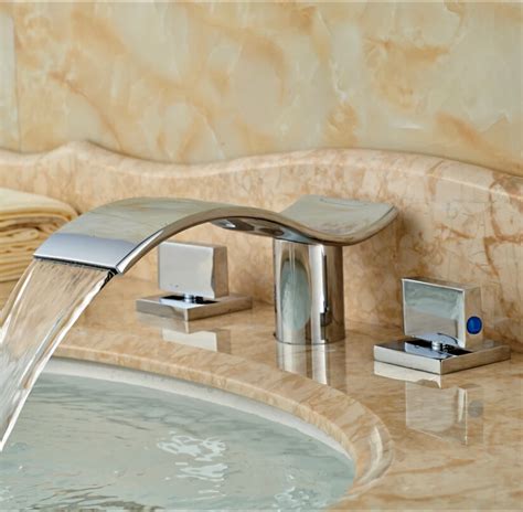 Classic Deck Mount Curve Spout Basin Faucet Chrome Brass Waterfall