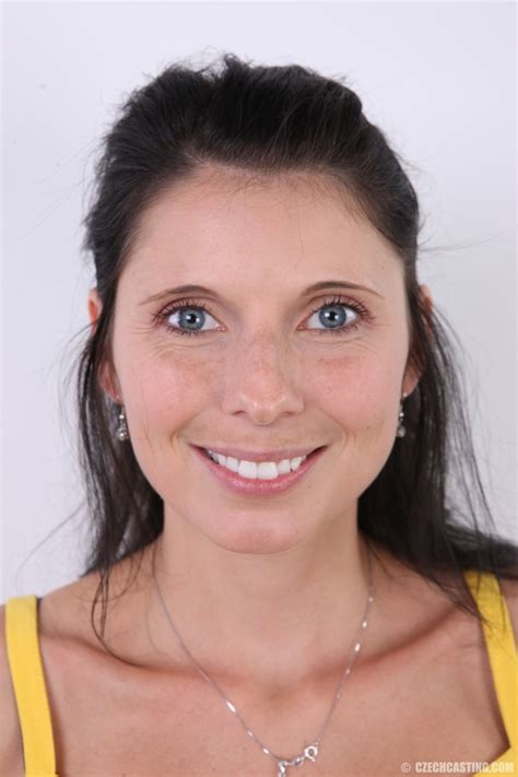 Horny Chick Looking For Fun Shows Willing P XXX Dessert Picture 2