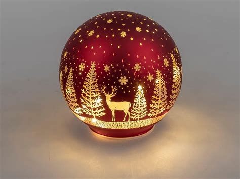 Amazon de Formano Deko Kugel Licht rot mit Hirsch und Bäume LED Licht