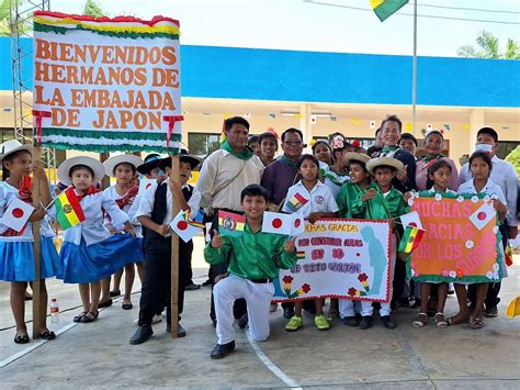 Acto De Entrega Del Proyecto Construcci N De Aulas Para La Unidad