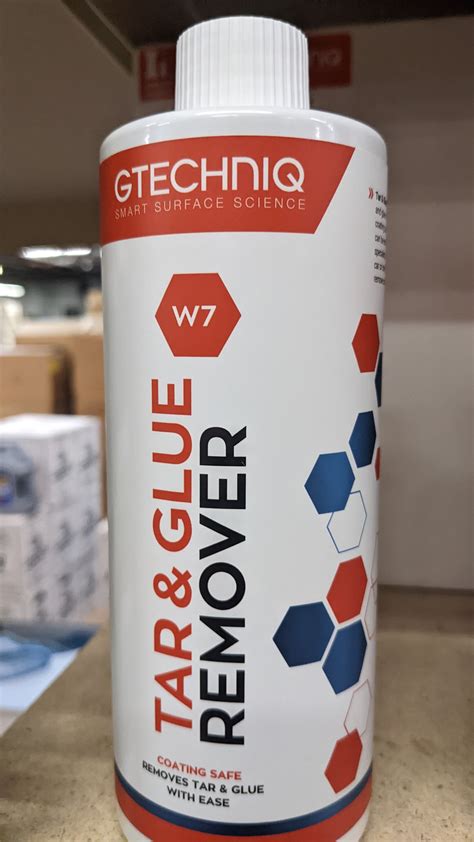 Gtechniq W7 Tar And Glue Remover Full Strength Solvent Based 500 ML