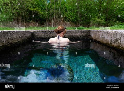 Springs Bikini Caucasian Hi Res Stock Photography And Images Alamy