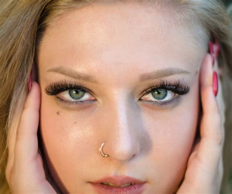 How To Get Rid Of A Granuloma On Your Nose Piercing The Complete