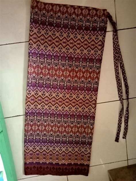 Kain Songket Lilit On Carousell