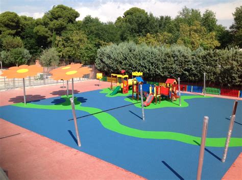 Pavimento De Caucho Continuo Para Parques Infantiles