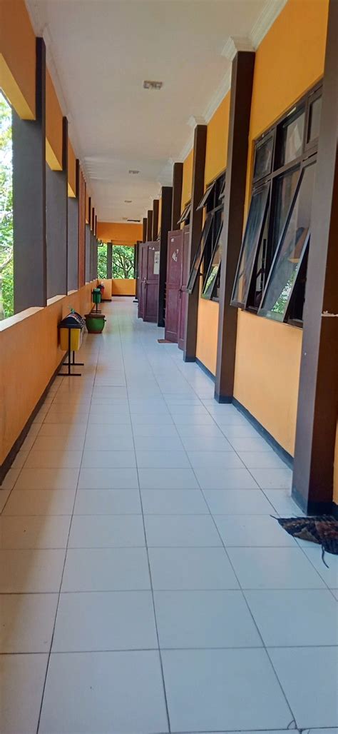 Lorong Jalan Ruang Kelas Lorong Kelas Di Sekolahan Ke Sekolah