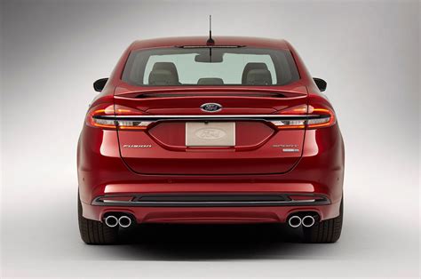 2017 Ford Fusion First Look Review