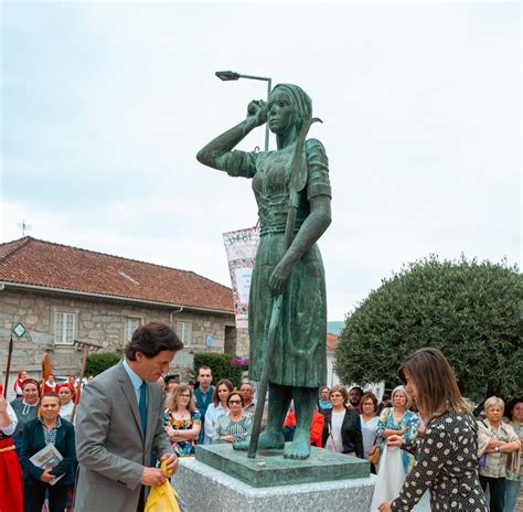 Póvoa de Lanhoso instalou a estátua da Maria da Fonte em Fontarcada