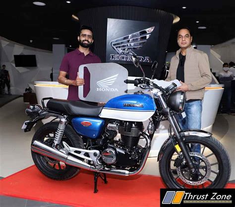 Honda Crosses 1000 Hness Cb350 Deliveries In Over 20 Days