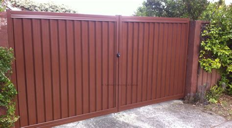 Colorbond New Style Double Swinging Gates Sfg