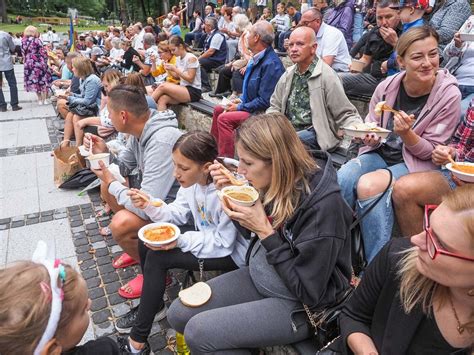 Festiwal Zupy W Jedlinie Zdroju Przysmaki Z Polski I Ukrainy Zdj Cia